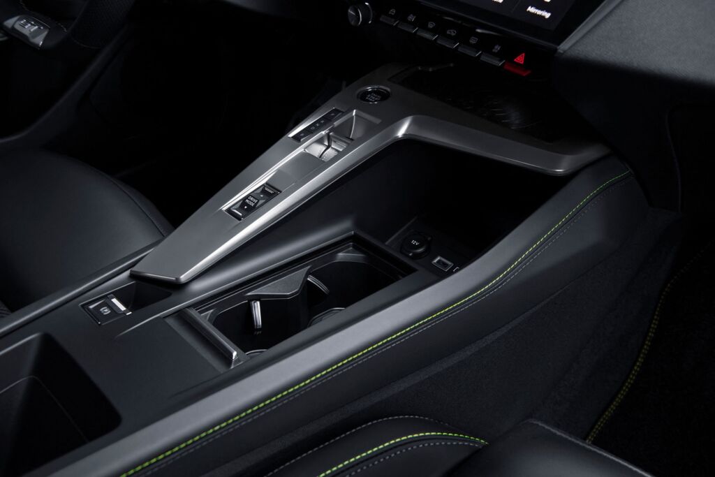 308-sw-active-interier