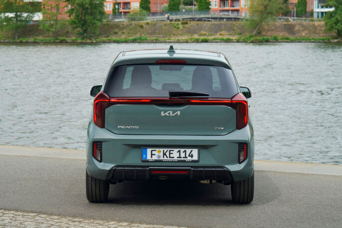 kia-picanto-gtline-exterior-print-3600x2400-004