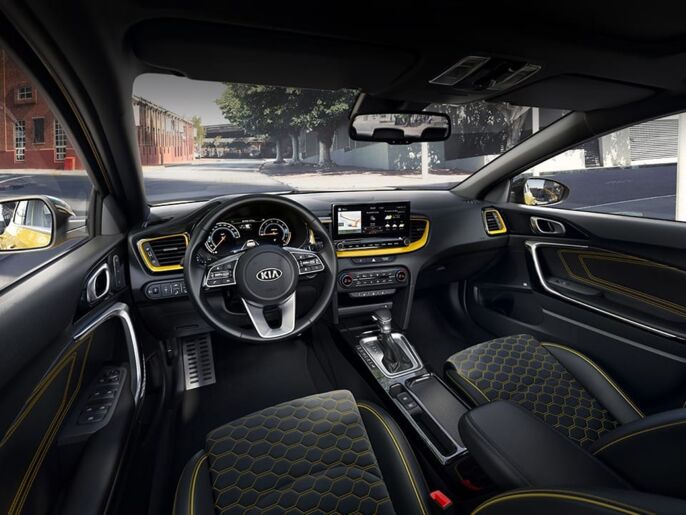kia-xceed-cdcuvmy20-style-comfort-connectivity