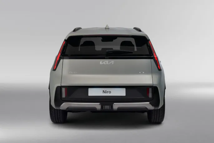 kia_niro_ivory_silver_static_print_6000x4000-008