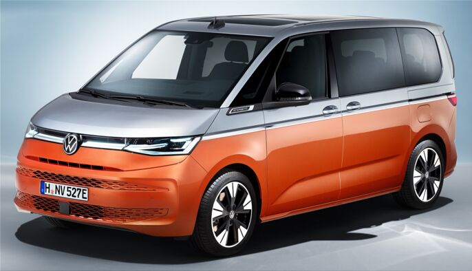 2022-Volkswagen-T7-Multivan-plug-in-hybrid-iu06