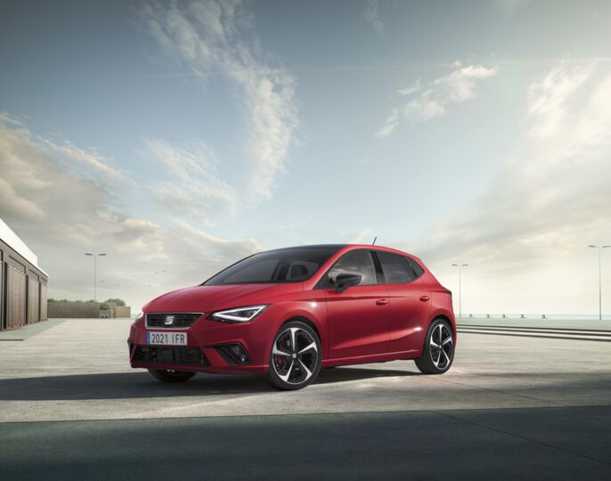 SEAT-Ibiza-FR_02_HQ-min